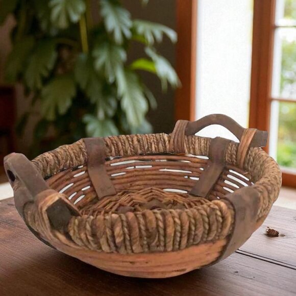 Vintage Round Woven Basket with Wooden Handles - Picture 2 of 6